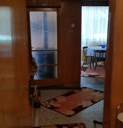 Lozengradska بوموري